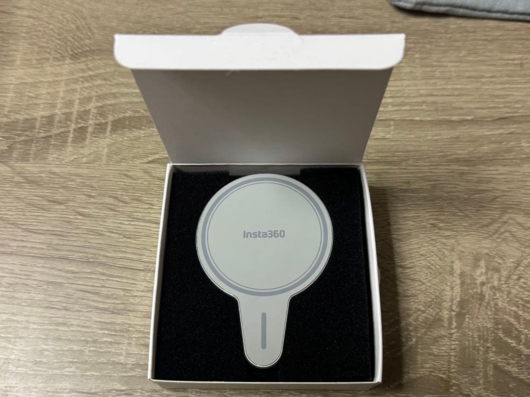 Insta360 Flow 2 plus 磁器マウント付き AIトラッカーキット