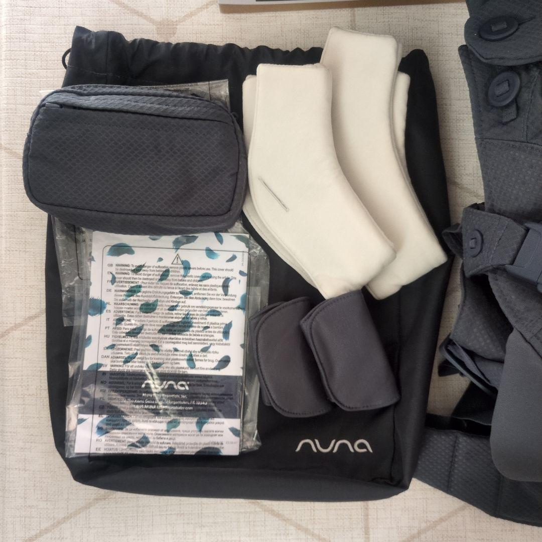 2025年10月新品購入★ヌナ★カドルクリック★抱っこ紐 ネイビー デニム