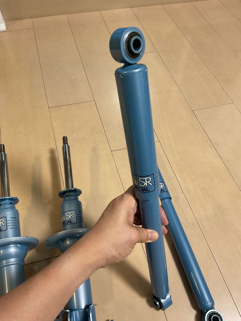 【美品】スズキパレット用ショックアブソーバ+ロアアーム+アッパーマウント1台分