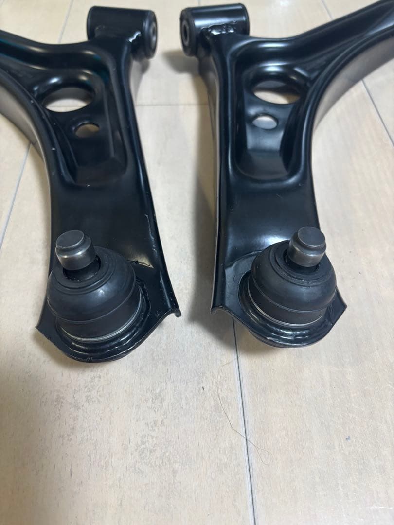 【美品】スズキパレット用ショックアブソーバ+ロアアーム+アッパーマウント1台分