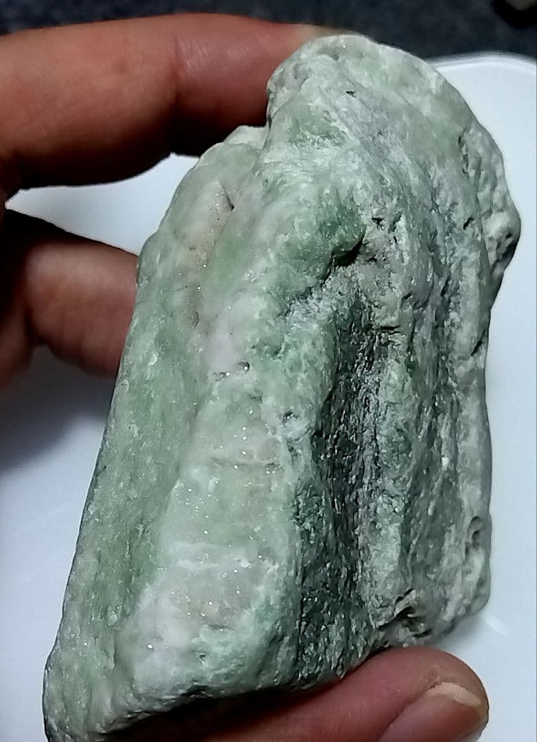 ★翡翠原石★糸魚川硬玉【青海川・転石ウブ・クラスター翡翠299ｇ】