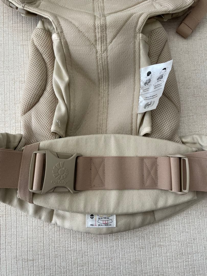 ergobaby エルゴベビー　抱っこ紐　メッシュ　ベージュ