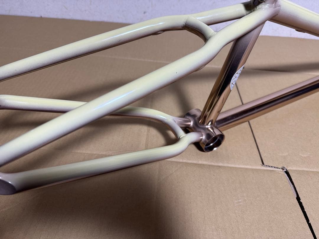 BMXフレームCult Hawk Frame (Alex Kennedy)