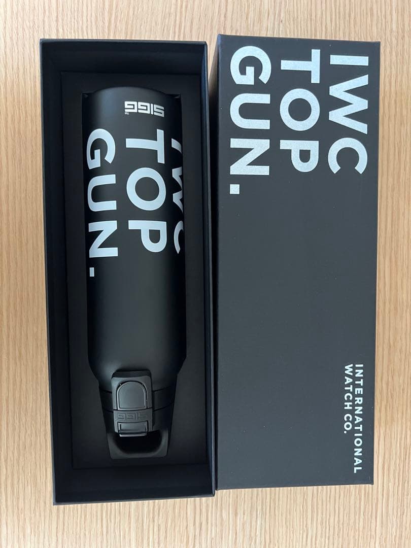 IWC SIGG THE BIG PILOT ブラック水筒　タンブラー