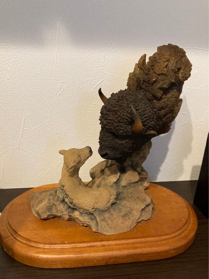 希少　Mill Creek Studio バッファロー　置物　245$