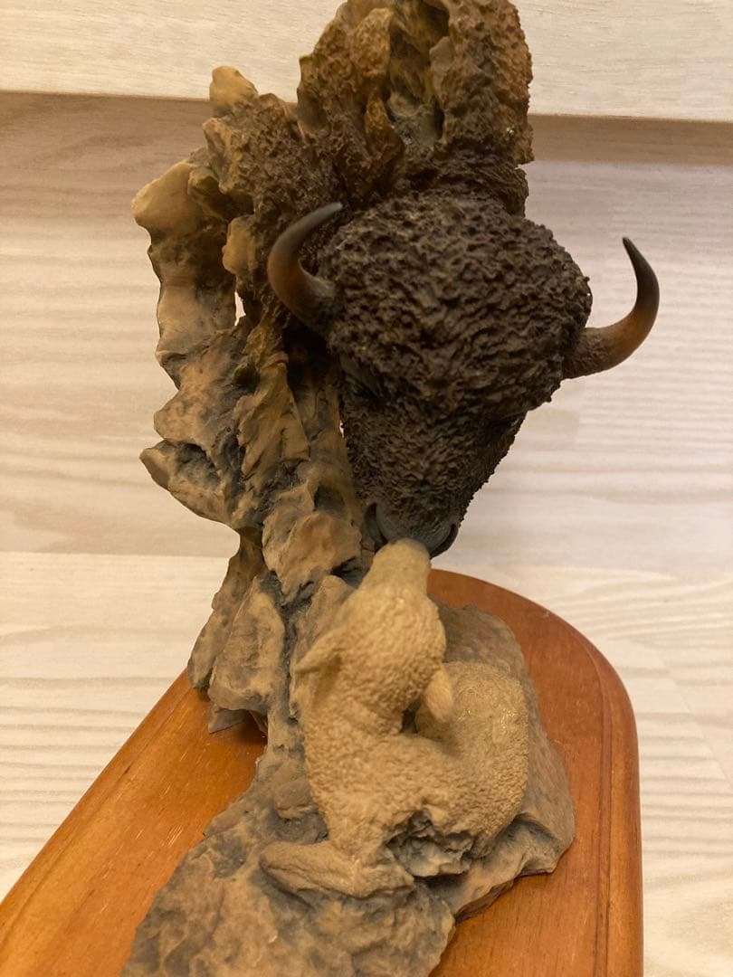 希少　Mill Creek Studio バッファロー　置物　245$