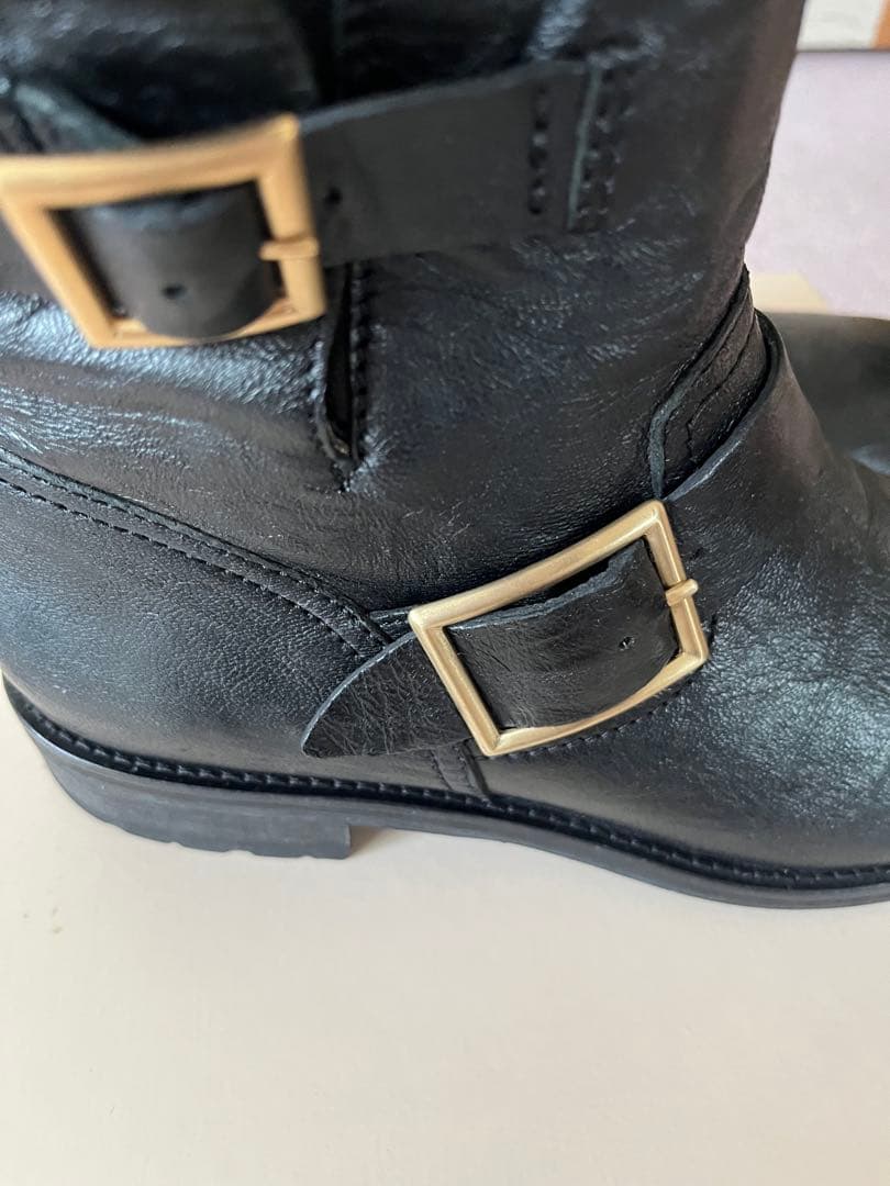 最終値下げJIMMY CHOO ブラックレザーバイカーブーツ 38