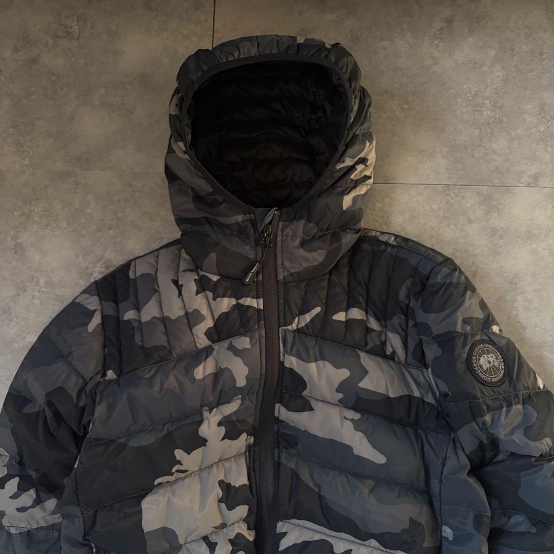 【超希少モデル❗️】カナダグース　ブラックロゴ　ダウンジャケット　カモ柄　迷彩　S