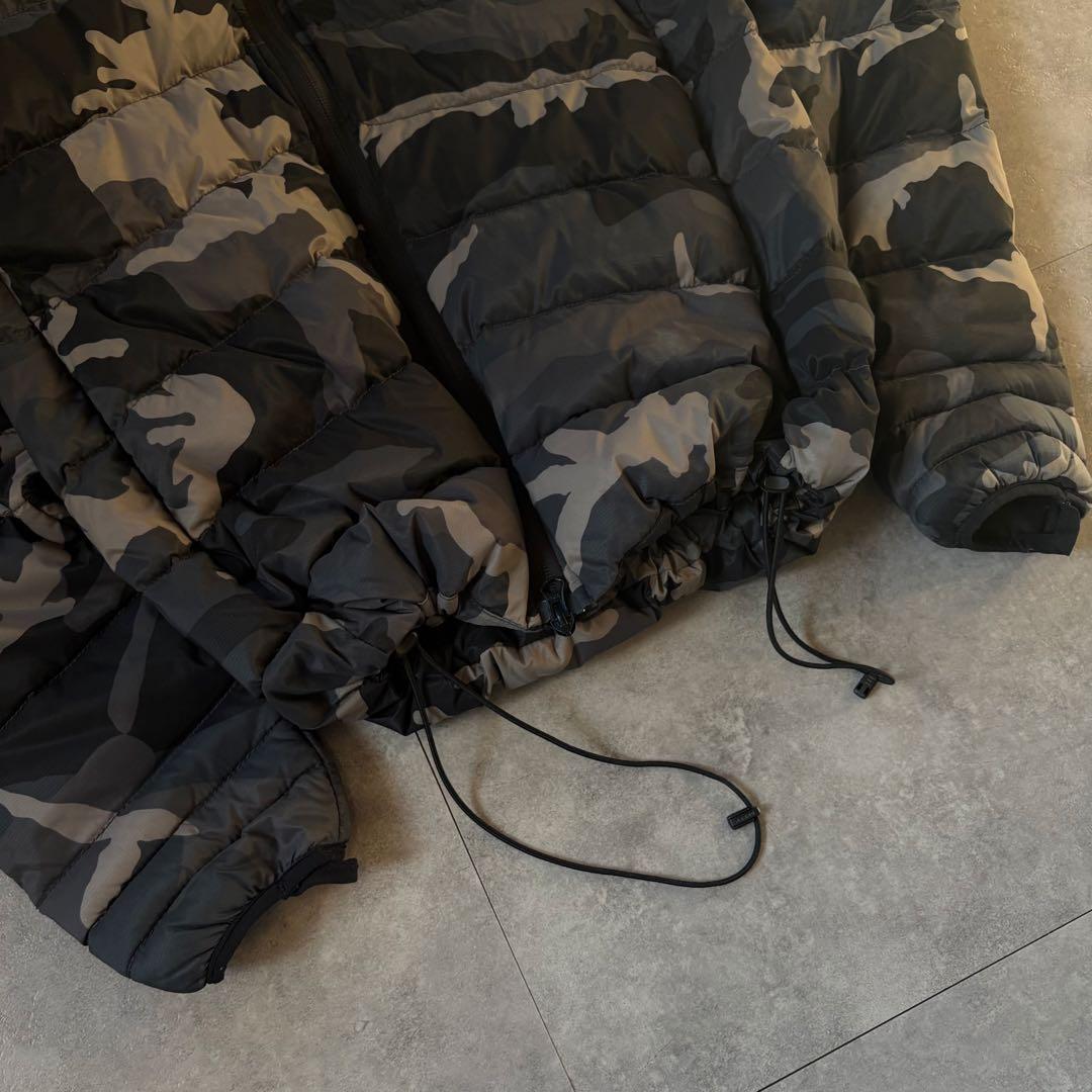 【超希少モデル❗️】カナダグース　ブラックロゴ　ダウンジャケット　カモ柄　迷彩　S