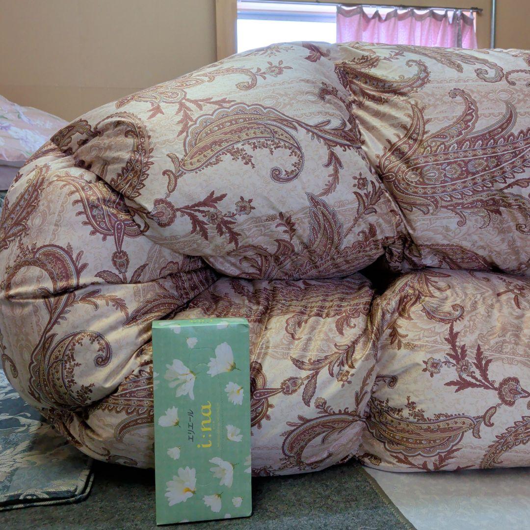 羽毛布団　ダブルサイズ