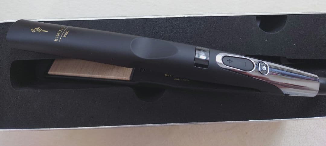 KINUJOPROストレートヘアアイロン ブラック