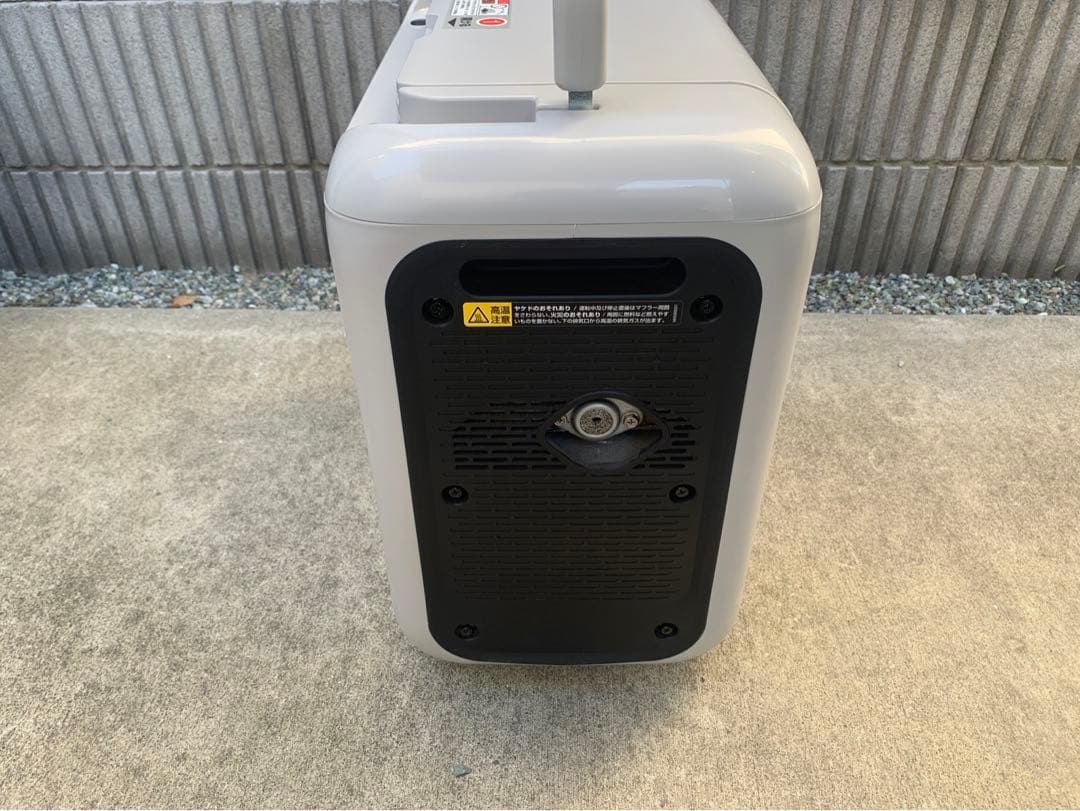 発電機　カセットガス式インバーター発電機