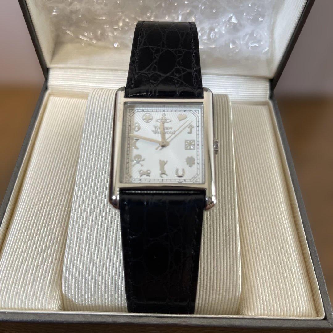 Vivienne Westwood 腕時計　VW10D8-09