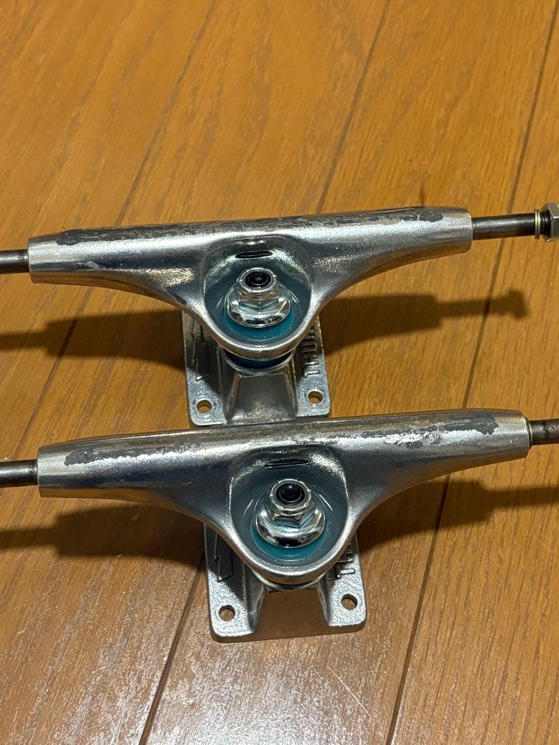 スケートボード Thunder T2 149