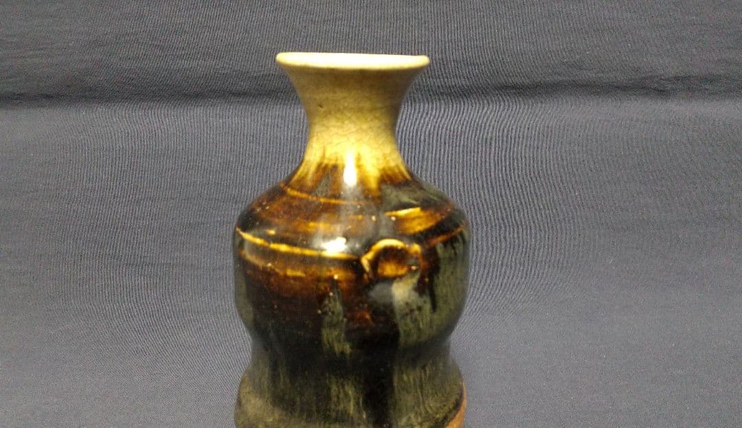 黒織部徳利 (時代)