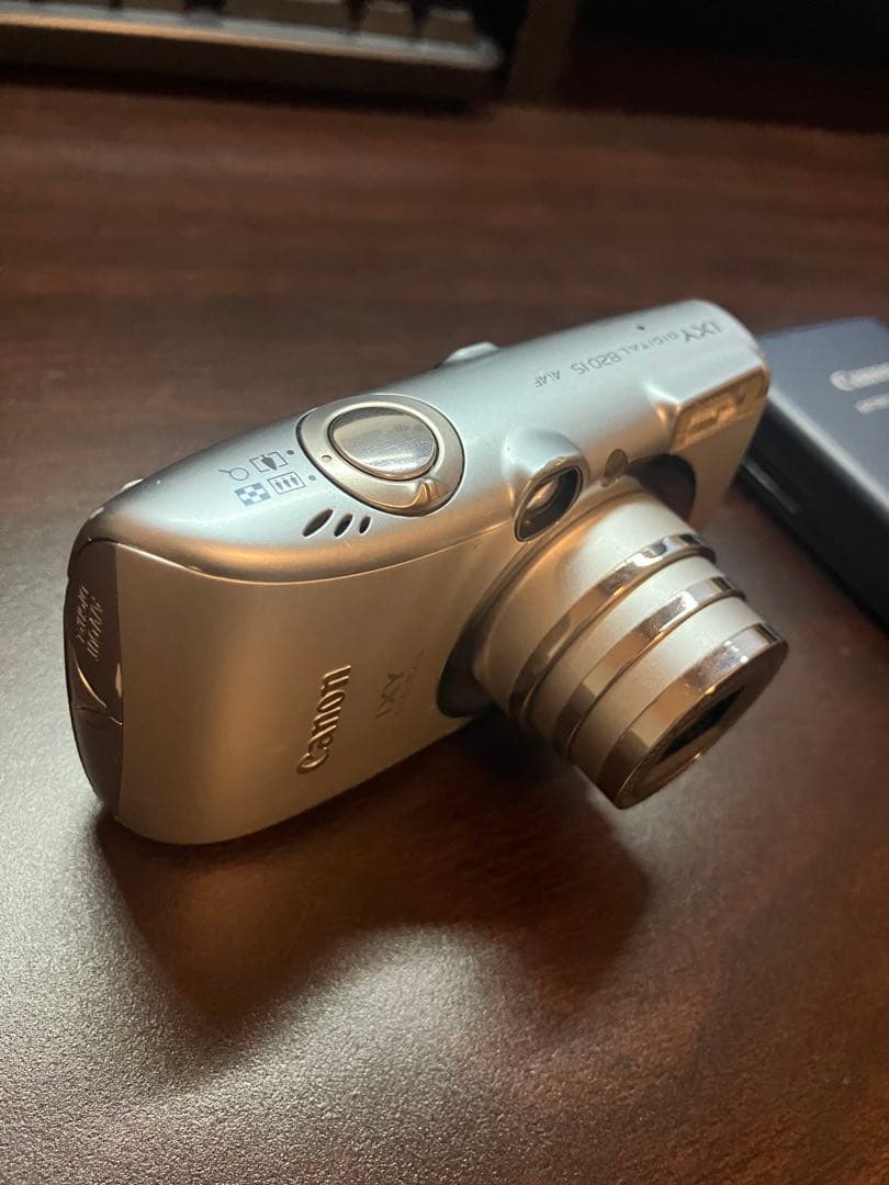 Canon IXY DIGITAL 820IS コンパクトデジタルカメラ