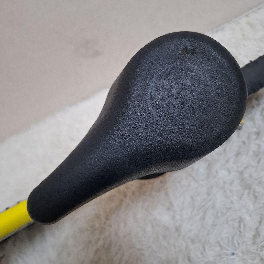 【状態良好】STRIDER ストライダー スポーツモデル 12インチ イエロー