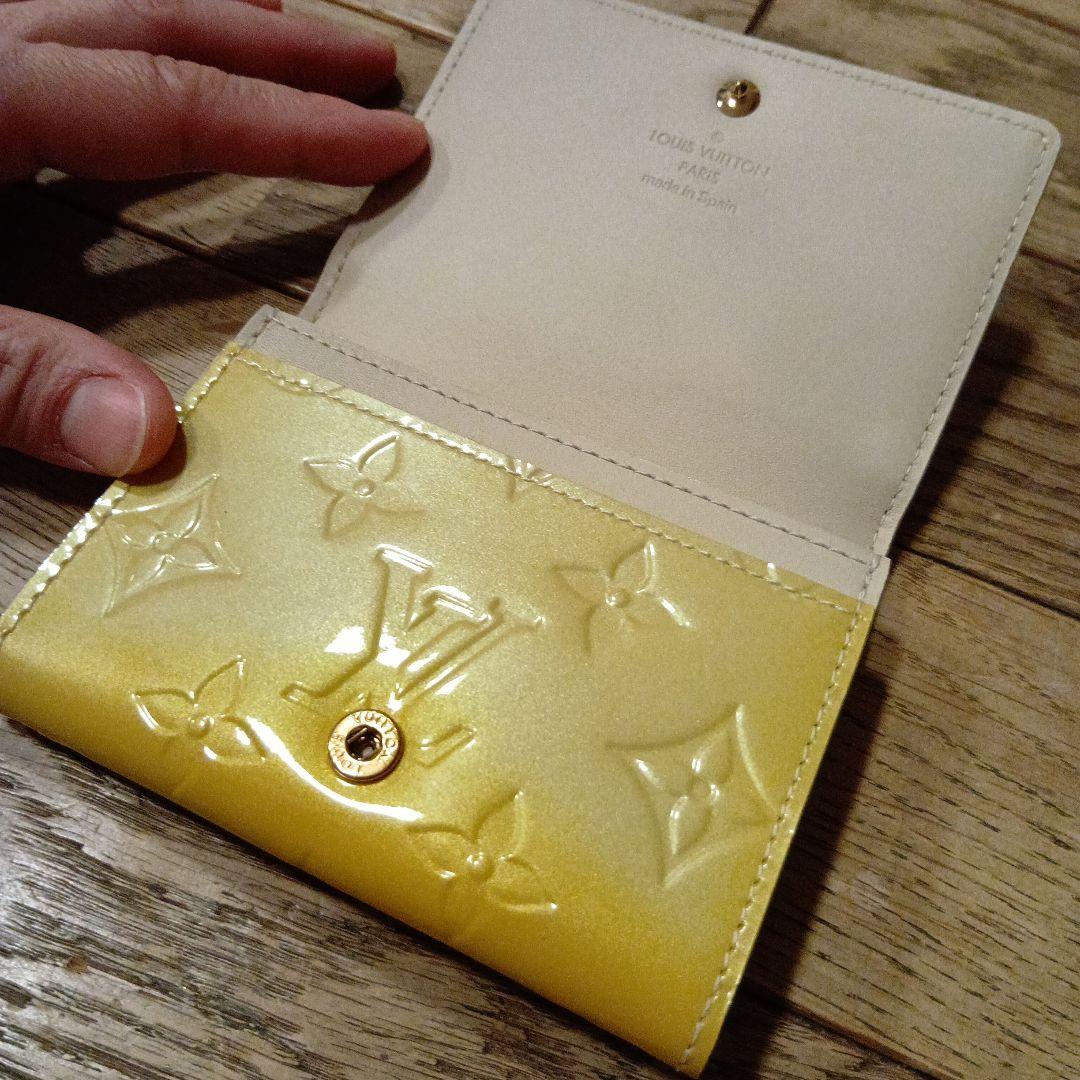 【新品、変色有】ルイヴィトン　ヴェルニ　総柄　名刺ケース　カードケース　エナメル