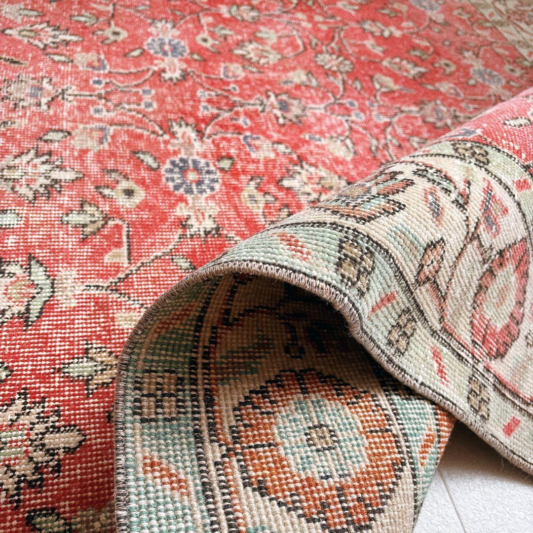 まあま　トルコ　ヴィンテージラグ　大判　赤　フローラル