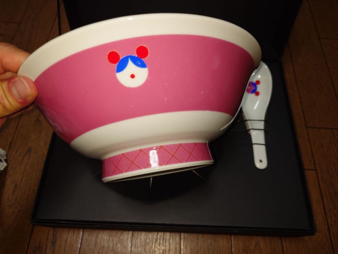 新品未使用 一乗ひかる ラーメンどんぶり＆レンゲセット 美濃焼き