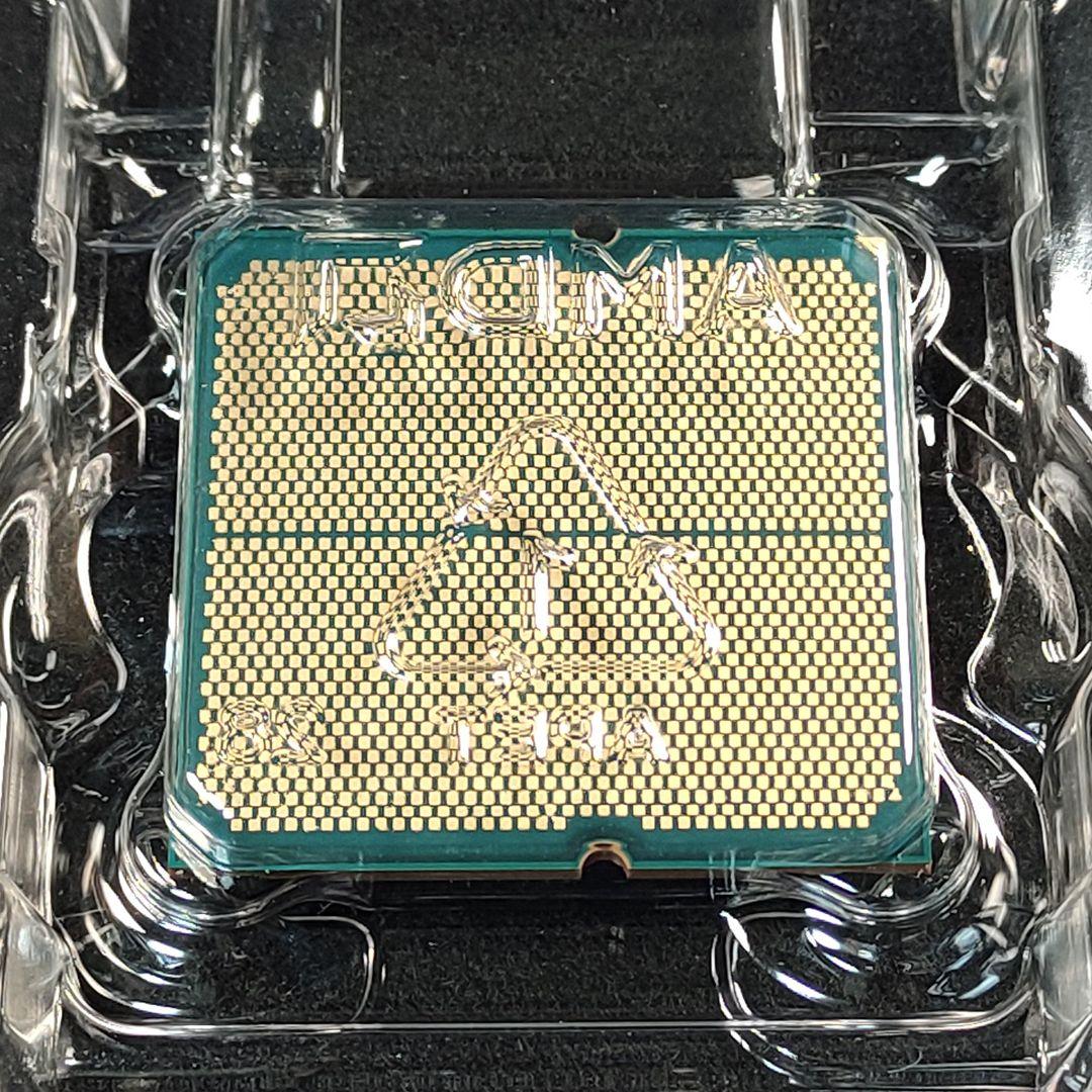 【新品未使用】AMD Ryzen 7 7800X3D CPUグリス付き 動作保証