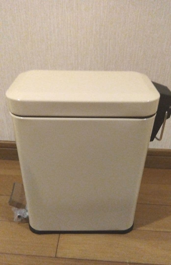 ペディボヌール　ペダル式 ゴミ箱　ダストボックス ふた付き 5L　セット価格