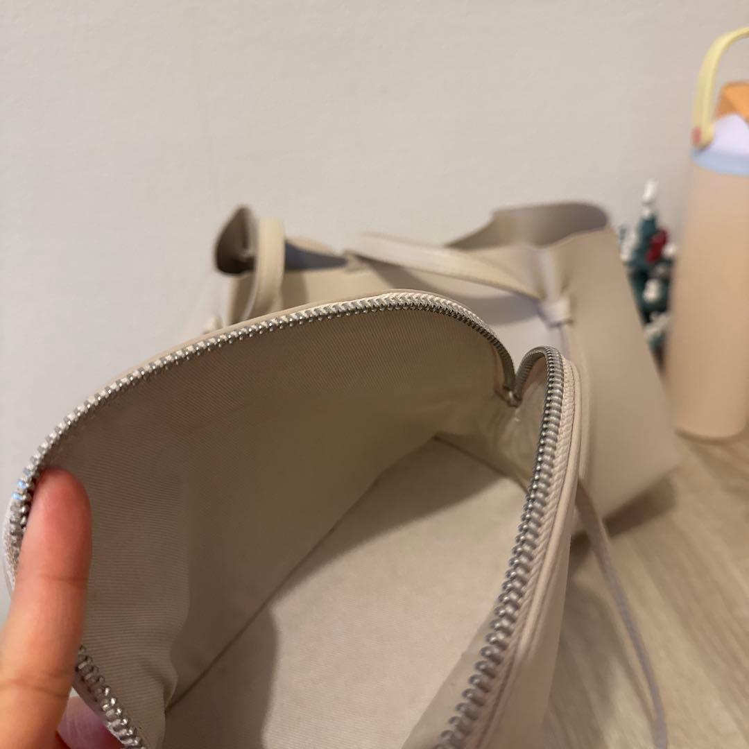 「最終値下げ！」2月1日まで購入可能 Callaトートバッグ - オーツ