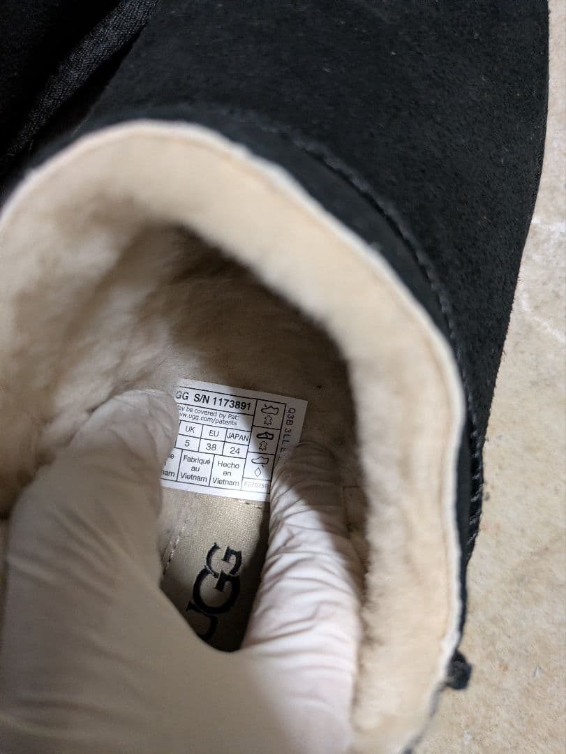 r*様 UGG ブラック クラッシックマイクロ 24.0cm