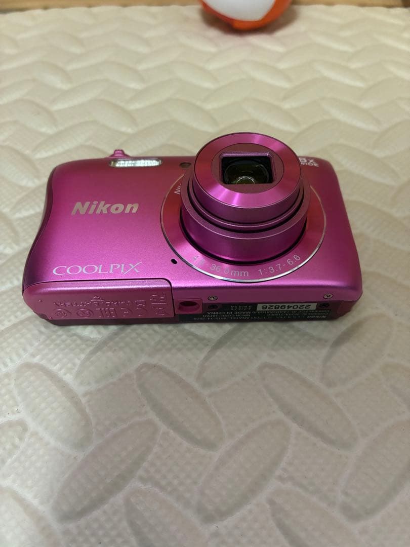 nikon&ニコン　coolpix s3700 デジタルカメラ