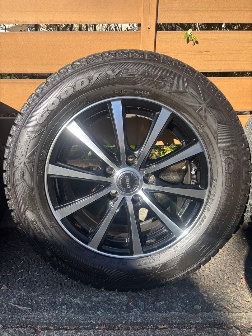 スタッドレスタイヤ16インチ ホイール4本セット