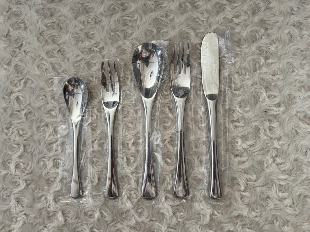 ノリタケ　カトラリーセット　エモーション　ディナーセット〈30本セット〉※ケース