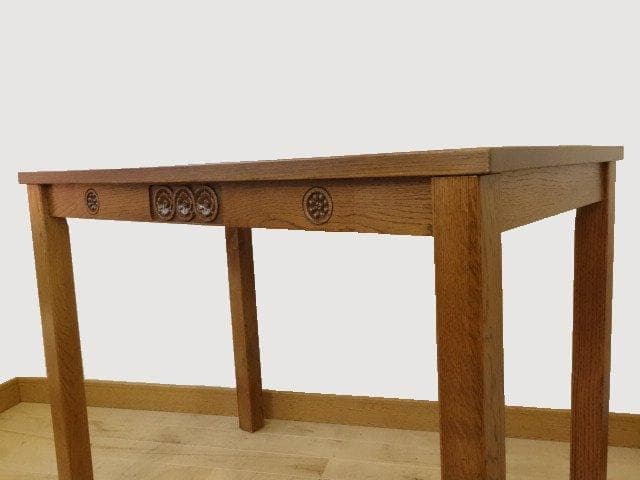 北海道手作り家具　ナラ（楢）材　デスク９００　 引出ＤＵＸ彫刻入　勇峰工芸（新）