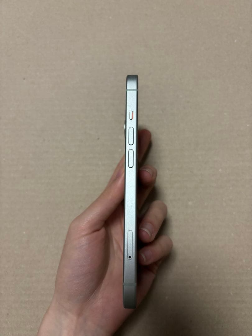 iPhone 15 グリーン 256G