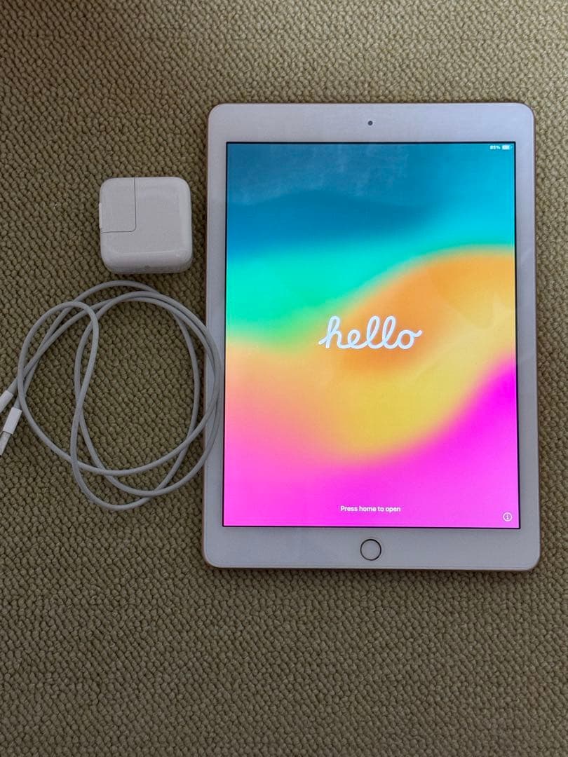 Apple iPad(第6世代) 32GB ピンクゴールド Wi-Fiモデル