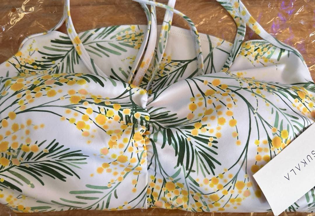 SUKALAスプリングフラワーフレアブラトップ