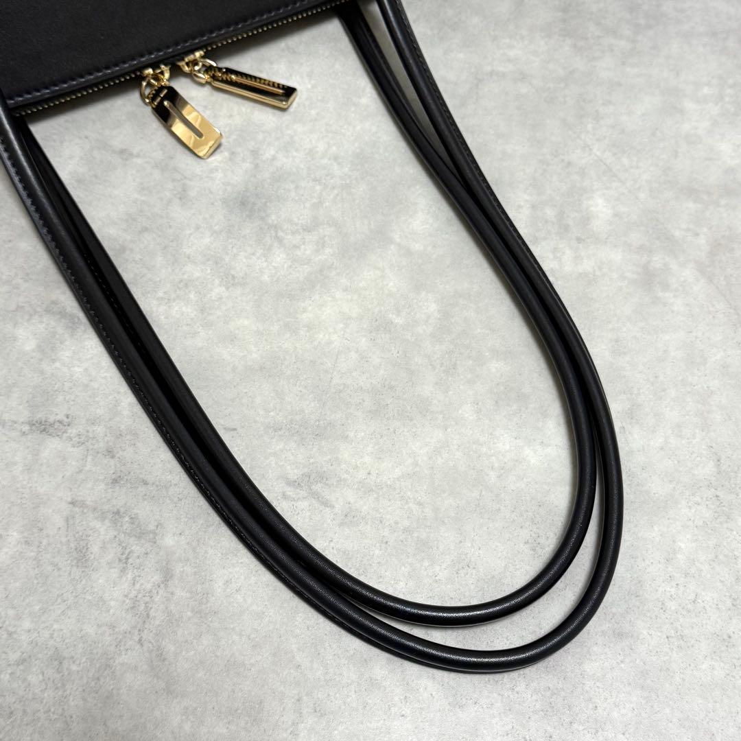 うっちー アドカラム 黒 ゴールド ロングハンドルボストンバッグ