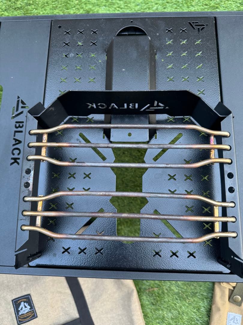 BLACK DESIGN ブラックデザイン　日和