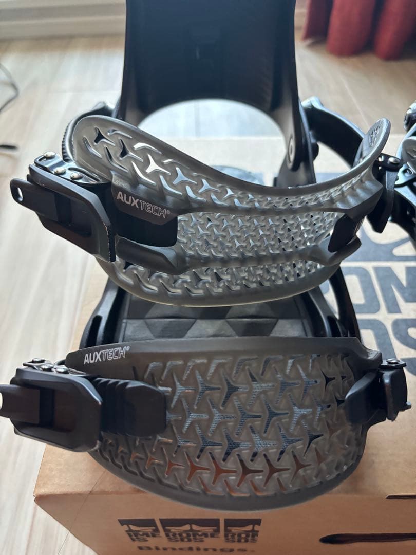 ROME SDS Vive スノーボード ビンディング ブラック　右部品欠損あり