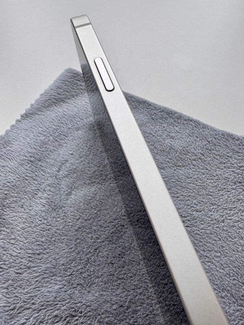 【美品】iPhone 12 ホワイト 256GB 純正同等バッテリー100%