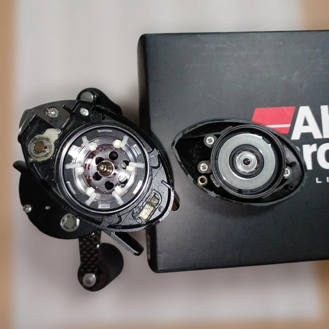 Abu REVO Elite 7 右ハンドル