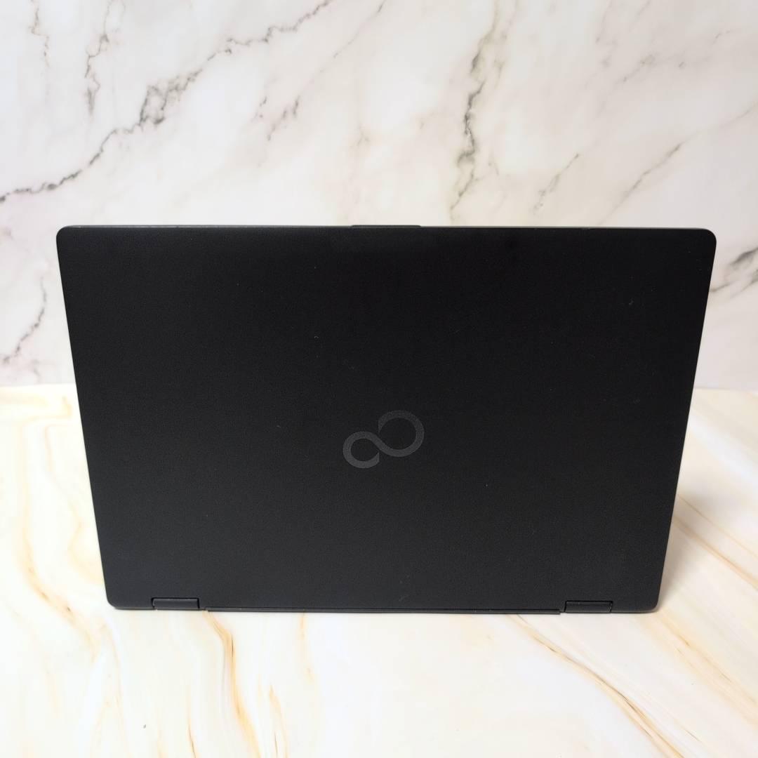 富士通／U9310XD／8GB／256GB／Win11／office2021