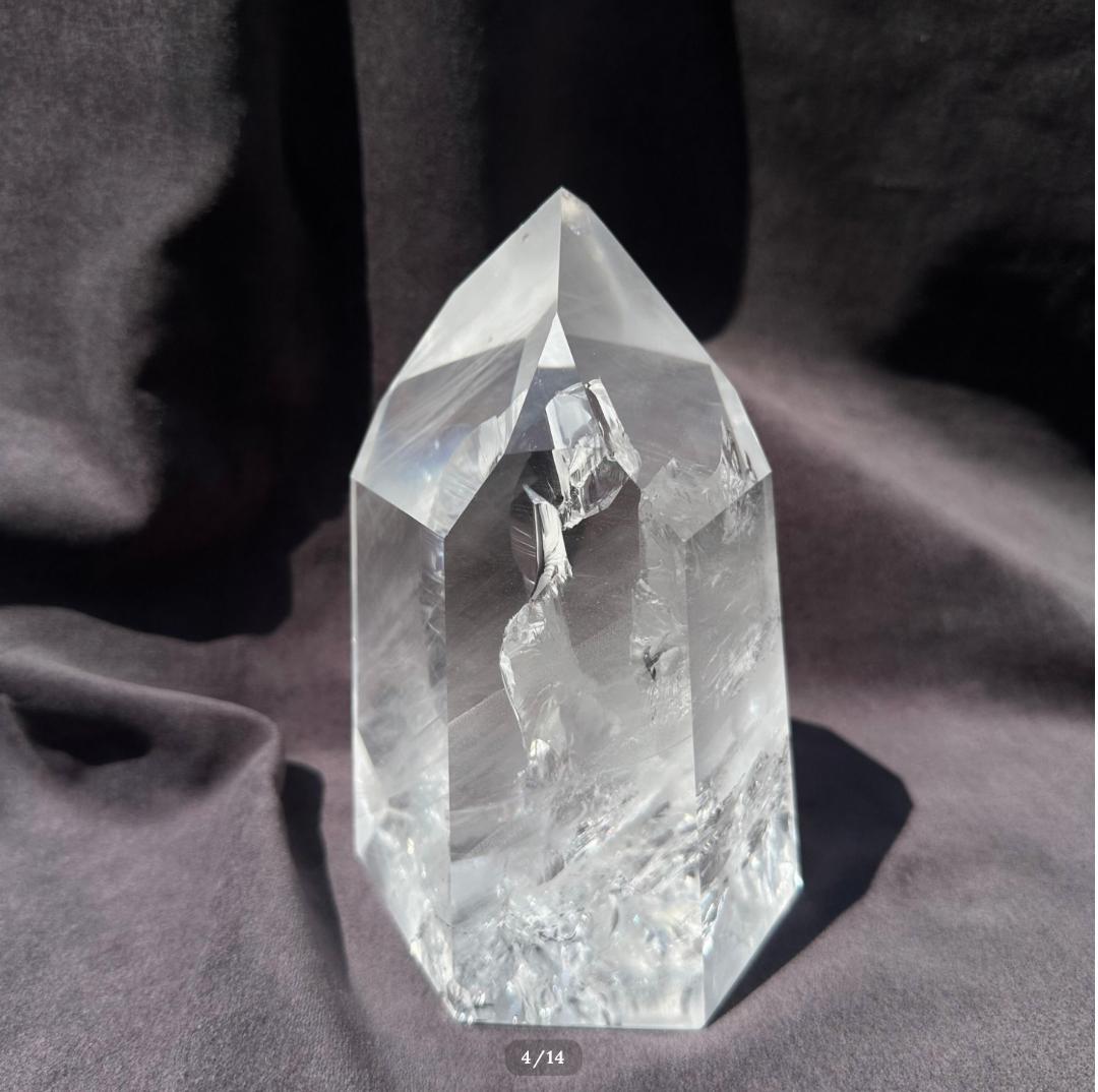 【レムリアン水晶】水晶 ポイント タワー 虹入り ブラジル産