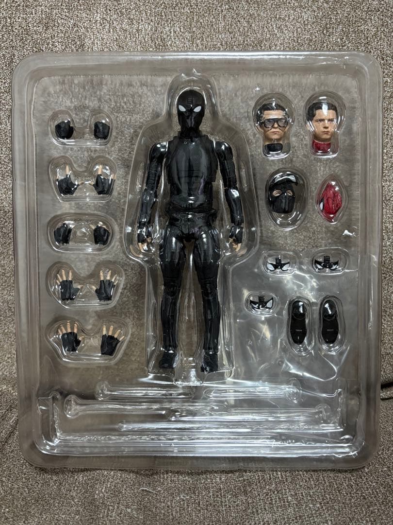 MAFEX スパイダーマン ステルススーツ