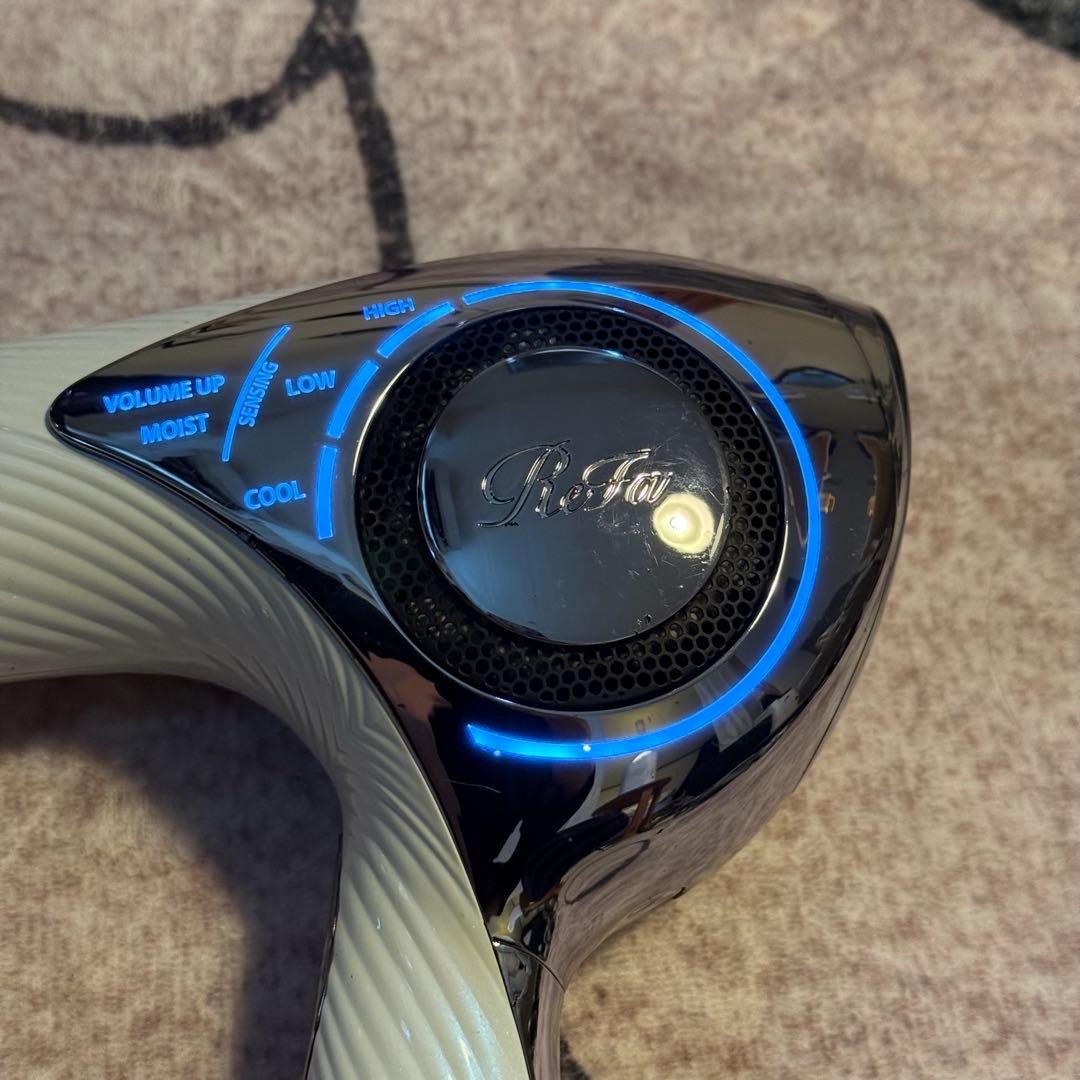 リファ　ドライヤー　2021年製　RE-AB02A