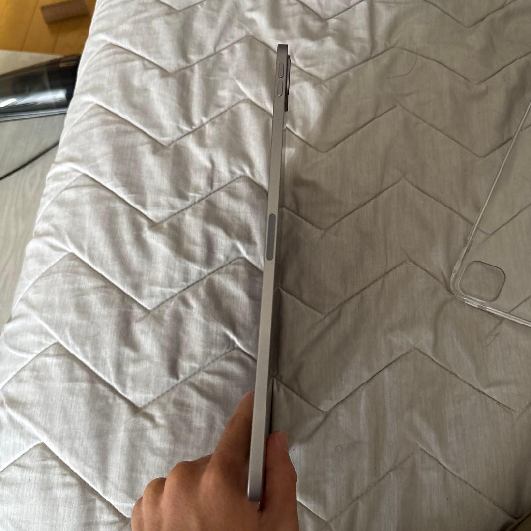 d*b様 【良品】iPad/Pro/11インチ/第4世代/128GB/スペースグ