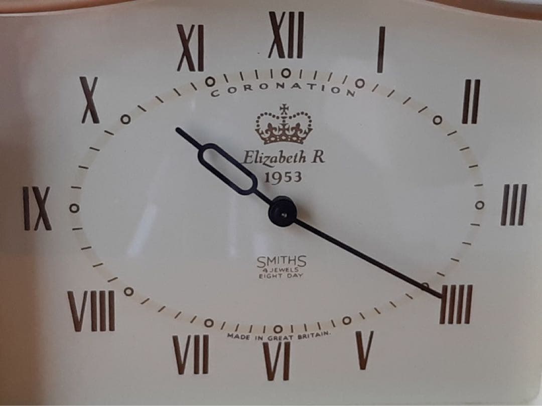 英国SMITHS（スミス社） エリザベス女王（1953年） 戴冠式記念 置時計