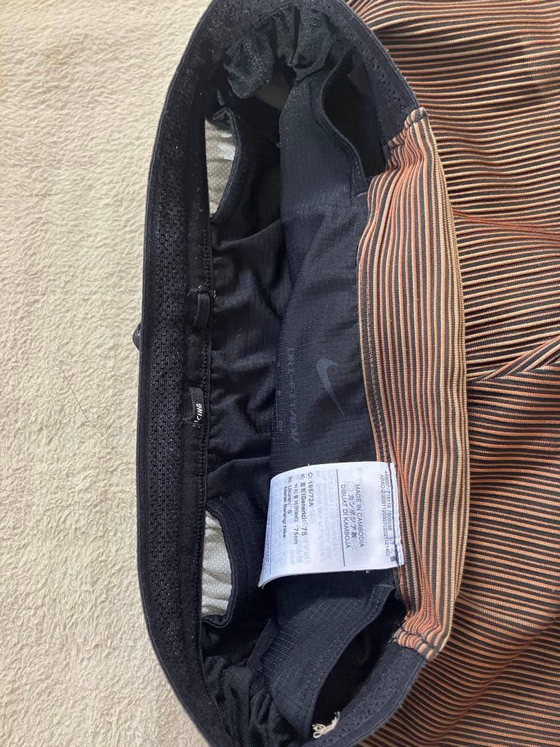 【美品】Nike DRI-FIT エアロスイフト　ハーフタイツ　Sサイズ