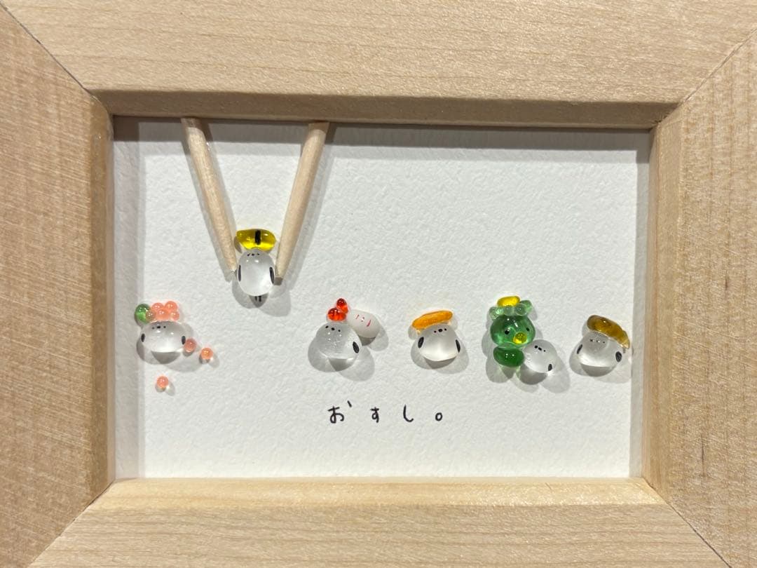 シマエナガ　シャボン玉の旅　。シーグラスアート