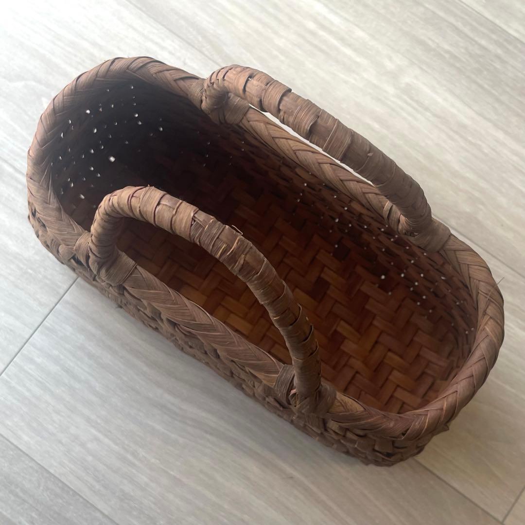 お取り置き　山葡萄カゴバッグ