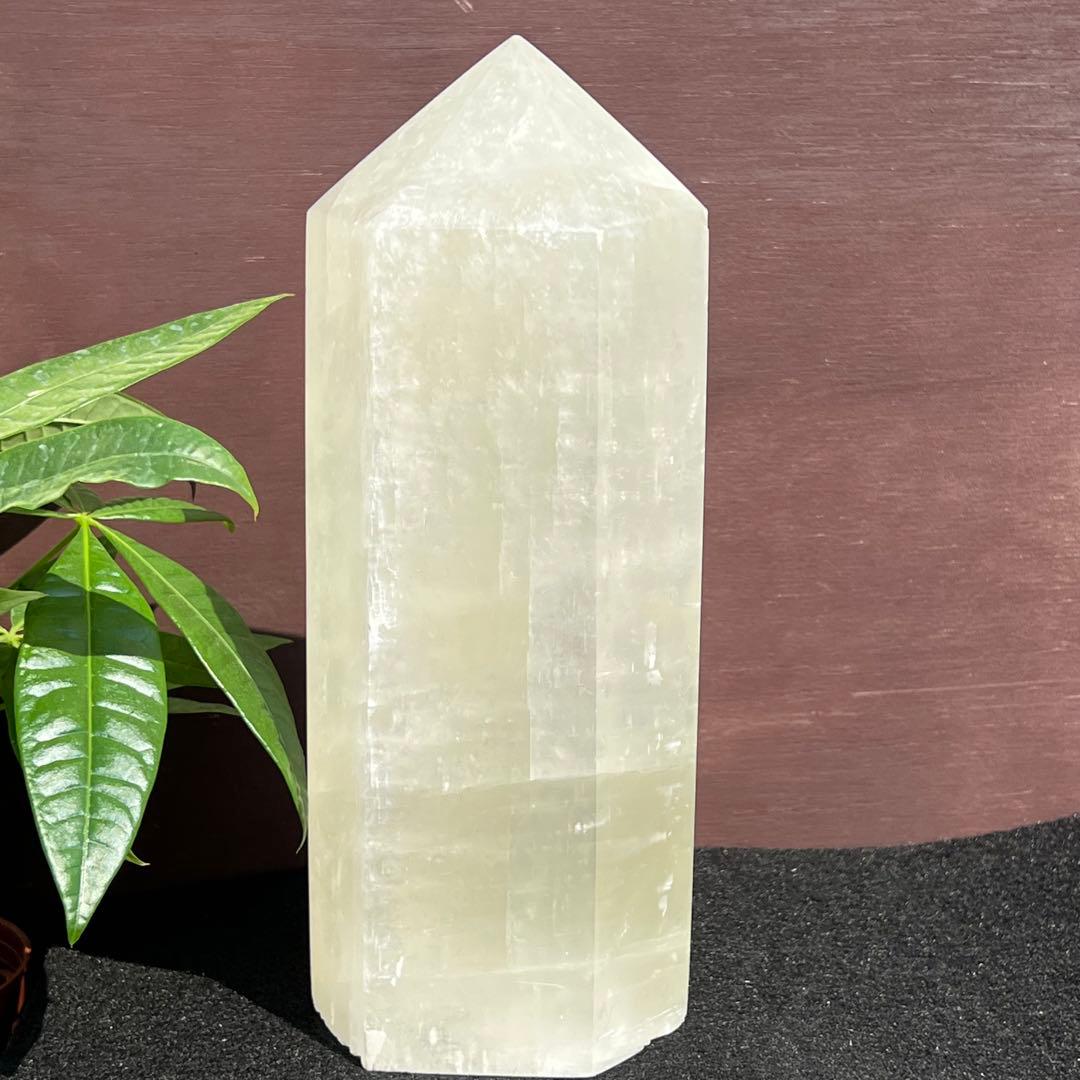 特大！ ほんのりグリーン カルサイト 六角柱 ポイント 天然石 パワーストーン